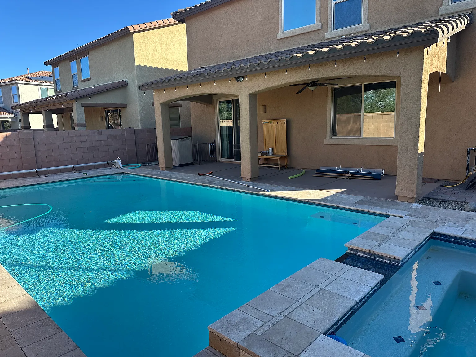 4 bed, 2.5 bath, 2766 sqft, $2,995 — Photo 2