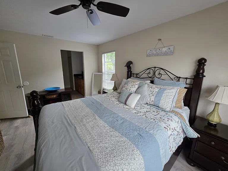 352 Plymouth St — Photo 14