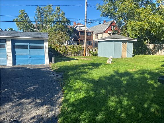5th image of 8205 Bancroft Ave