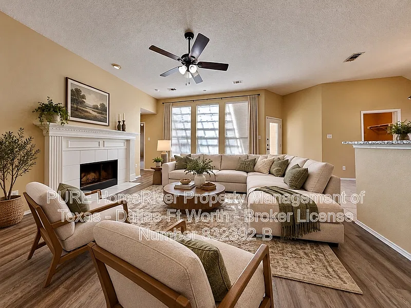 4 bed, 2.0 bath, 1932 sqft, $2,800 — Photo 3