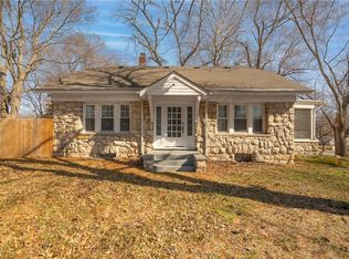 7005 Raytown Rd, Raytown, MO 64133