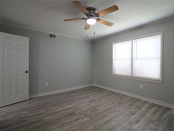 2nd image of 2505 W Broad St APT 212