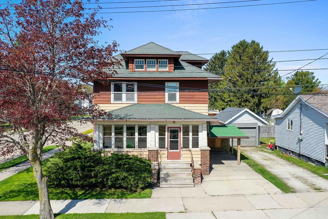 1900 Adams STREET, Two Rivers, WI 54241 Zillow