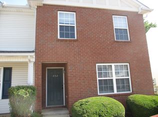 352 Arapaho Dr, Murfreesboro, TN 37128