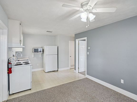 3rd image of 5723 E Harbor Dr APT 3