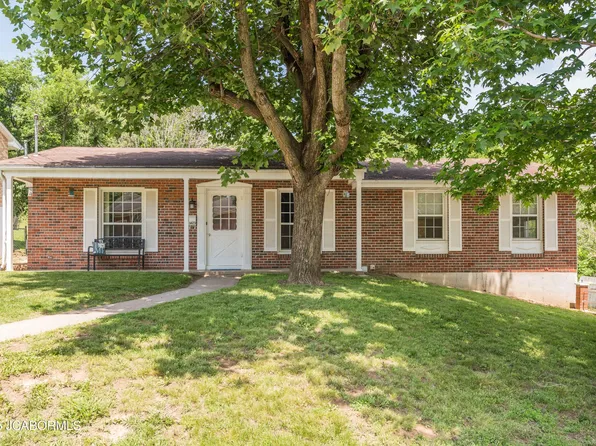 1423 Willcoxon Dr, Jefferson City, MO 65101
