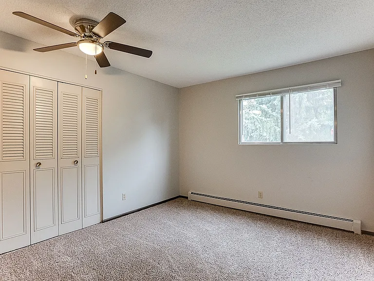 Caravelle Apartments | St. Anthony — Photo 13