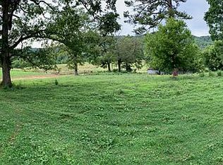 720 Farm Of The Smokies Way, Seymour, TN 37865