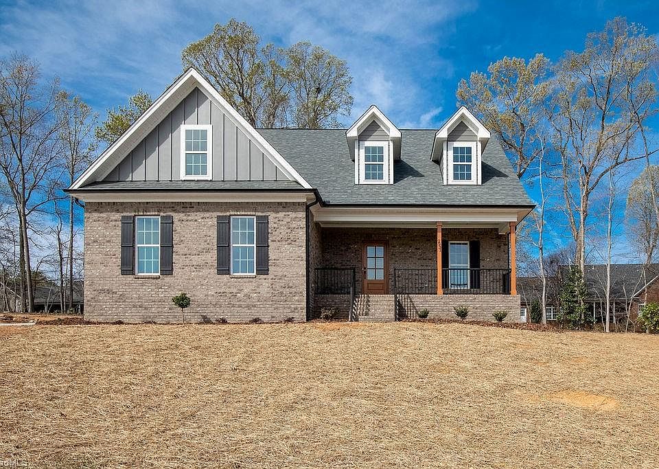1st image of 2931 Reginas Way