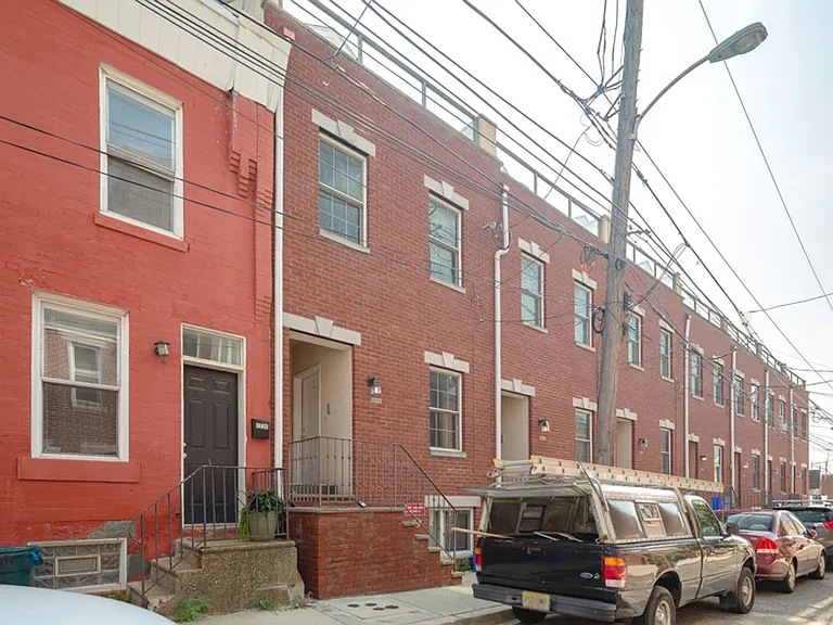 2619 Christian Street — Photo 14