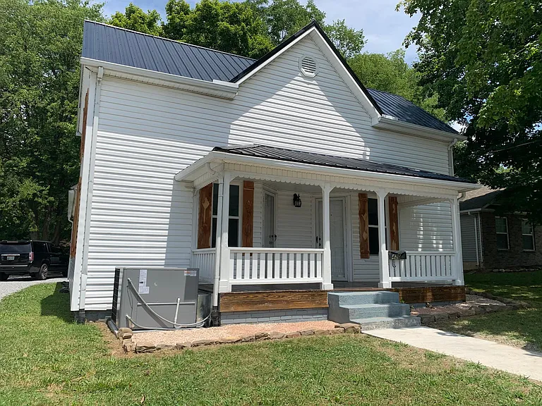 420 Park Rd — Photo 10