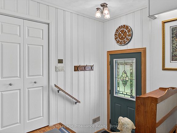 4th image of 1757 Mount Pleasant Rd