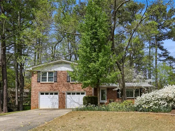 2516 Cherry Hill Ln, Dunwoody, GA 30360