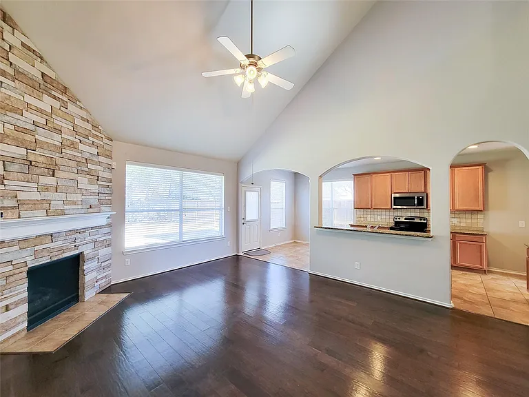 24502 Evangeline Springs Ln — Photo 6
