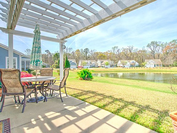 3rd image of 2079 Barn Swallow Rd