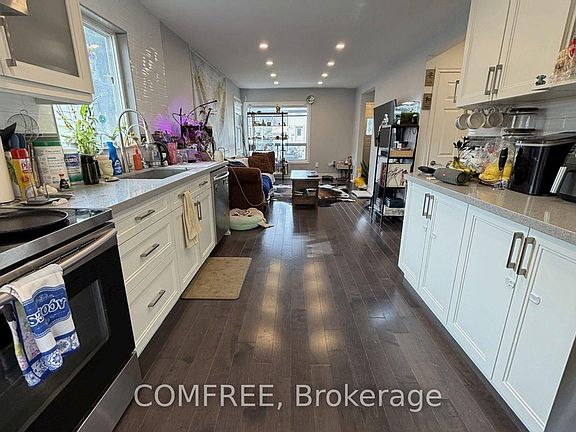 3rd image of 89 17th St