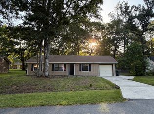 107 Pineneedle Cir, Kingsland, GA 31548
