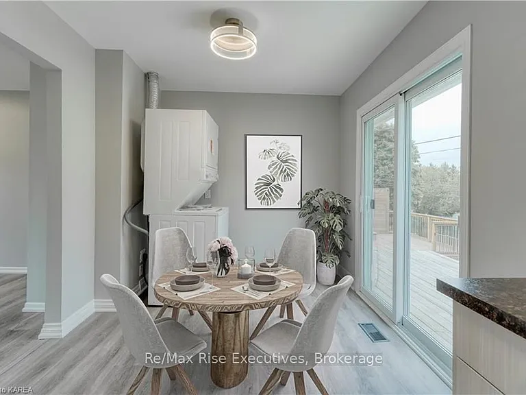 631 Aylmer Cres #1 — Photo 9