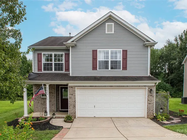 7422 Aragorn Ln, Charlotte, NC 28212