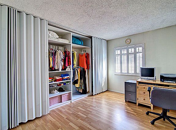 3rd image of 8049 Loren Ln