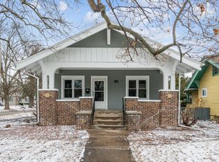 1102 E Dover Ct, Davenport, IA