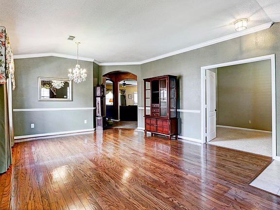2nd image of 9419 Demsey Mill Dr