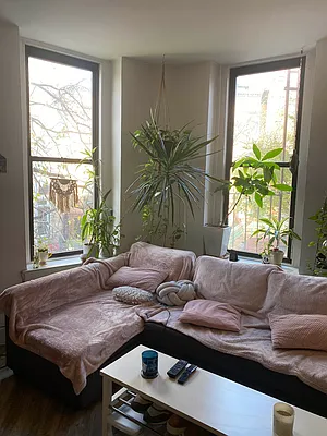 Rented by RV Realty | media 6