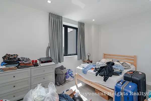 Rented by Stuyvesant Heights Realty Corp | media 41