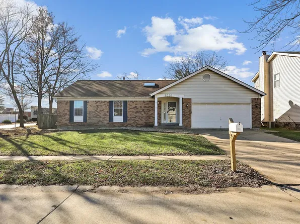 1001 Justice Ct, Florissant, MO 63034
