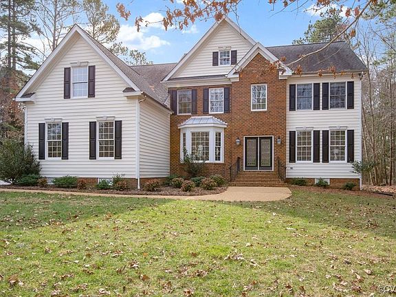 3rd image of 11107 Sterling Cove Dr