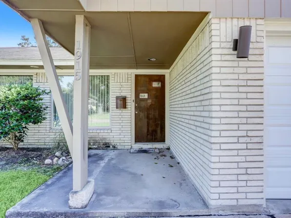 1915 Ansbury Dr, Houston, TX 77018
