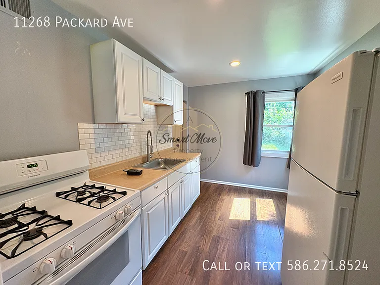 11268 Packard Ave — Photo 4