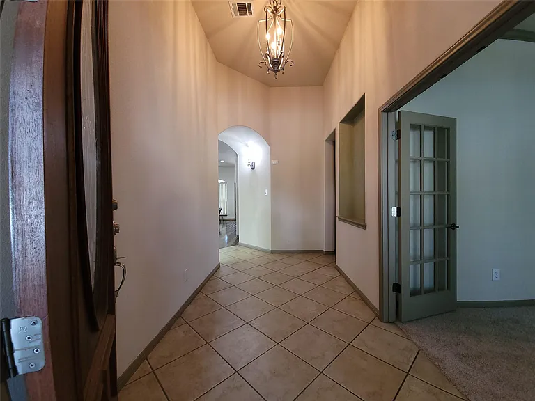 10028 Lisi Anne Dr — Photo 6