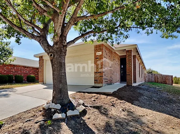 8945 Sun Haven Way, Fort Worth, TX 76244