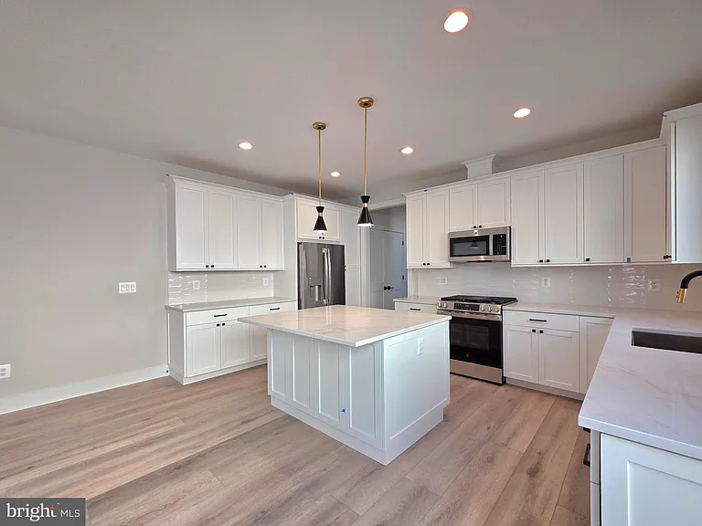 41 E Reed Ave — Photo 7