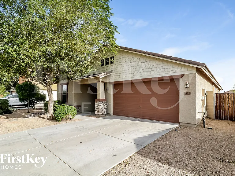23781 W Hammond Ln — Photo 2