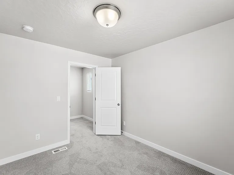 41 E Brushy Canyon St — Photo 21