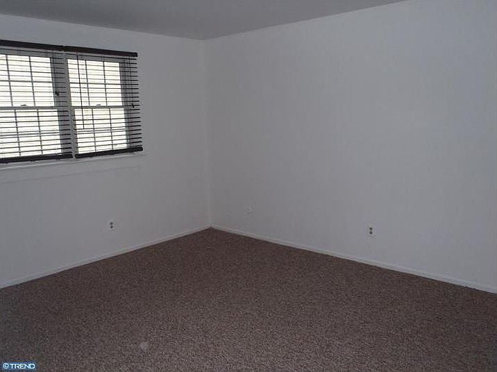Bed rooms