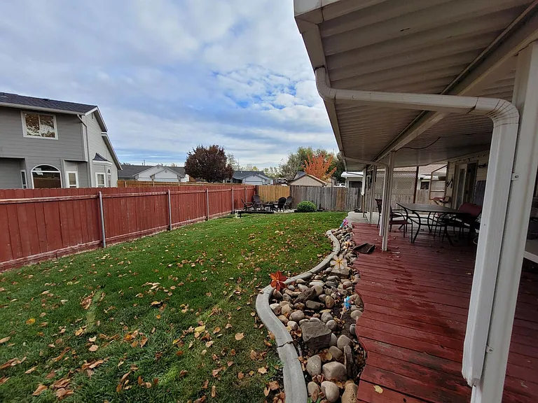 2212 Jodi Ave — Photo 16