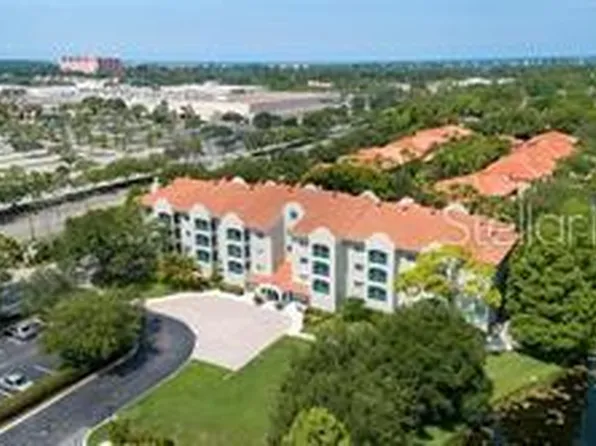 3731 Sarasota Square Blvd APT 105-D, Sarasota, FL 34238