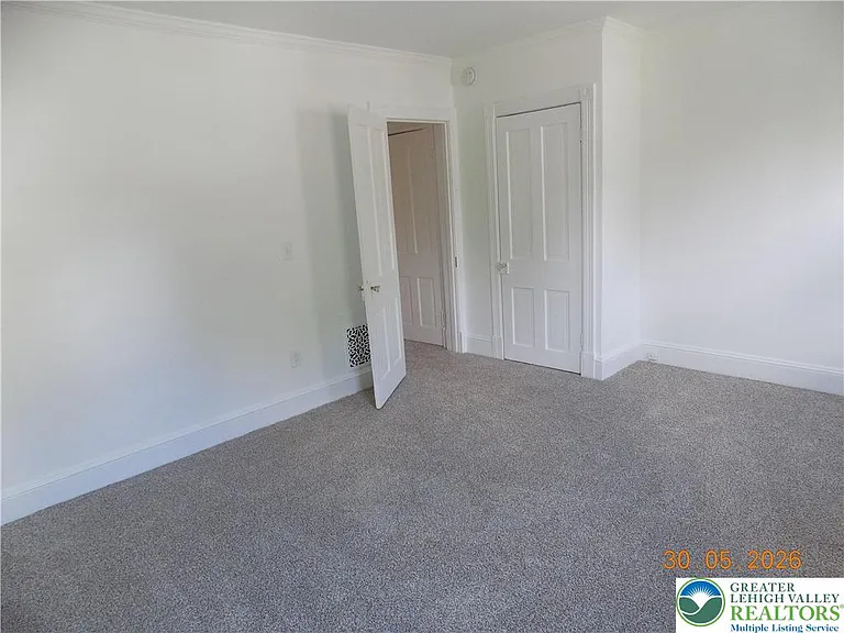 47 W Goepp St — Photo 24