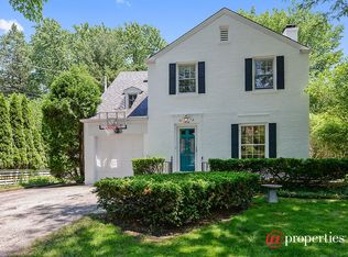 1018 Illinois Rd, Wilmette, IL 60091