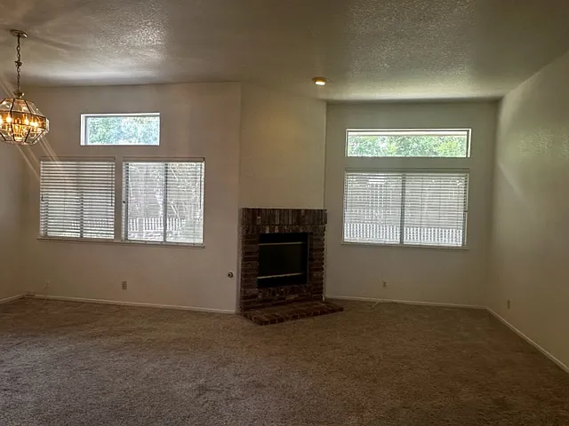 7905 Wymark Dr — Photo 9