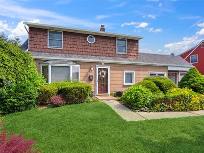 7 Anchor Lane, Levittown, NY, 11756