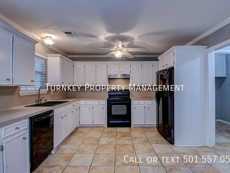 12005 Cherry Laurel Dr — Photo 2