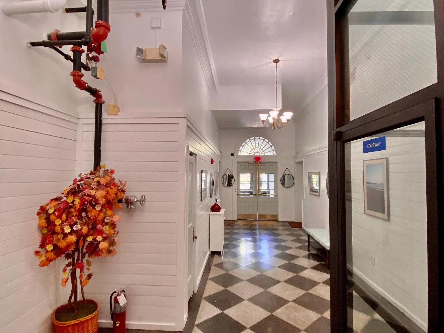 2901 West Ave — Photo 2