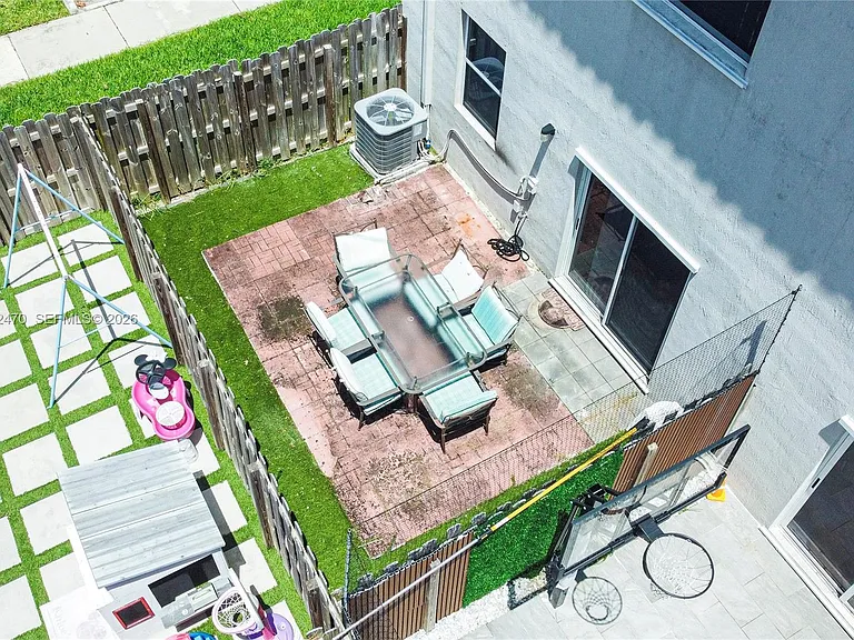 2630 SE 12th St — Photo 26
