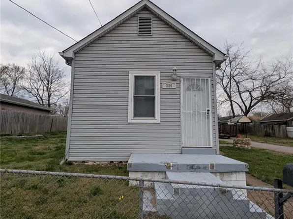 225 E Arlee Ave, Saint Louis, MO 63125