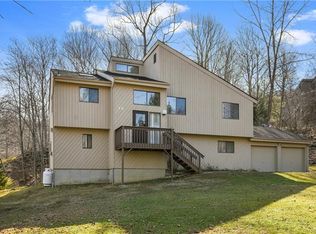 18 Dickerson Rd, Cortlandt Manor, NY 10567