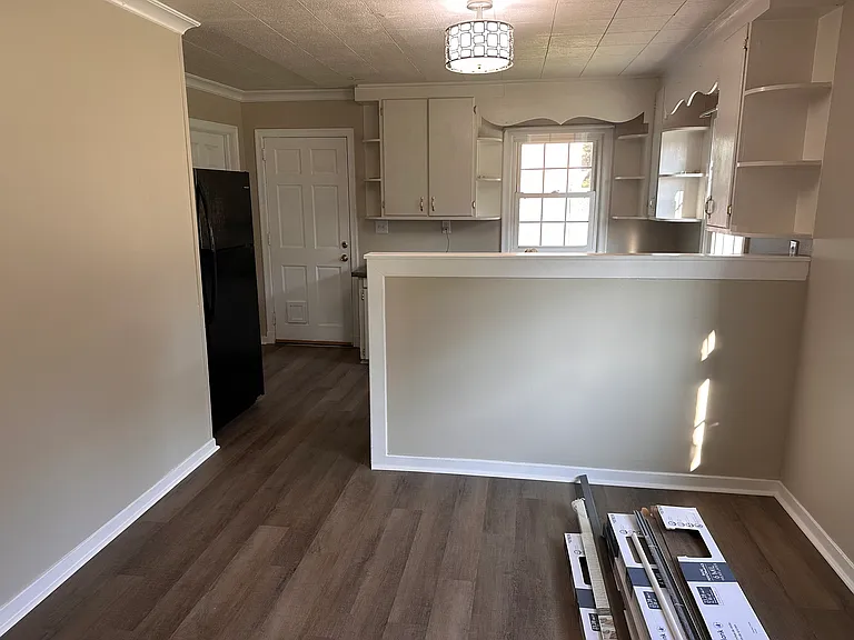 645 Redding Rd — Photo 6